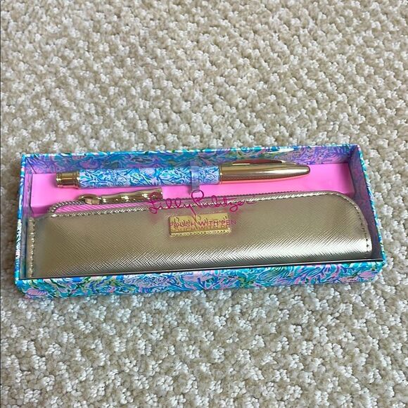 NWT Lilly Pulitzer Pen Set With Pouch - Picture 1 of 2